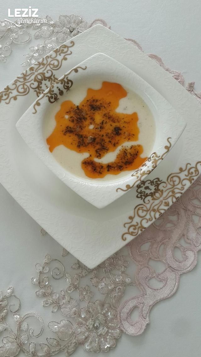 Et Suyunu Terbiyeli Arpa Şehriye Çorbası