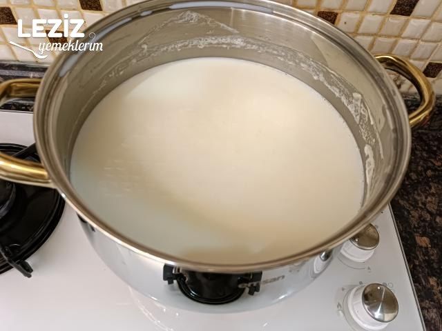 Doğal Süt İle Taş Gibi Yoğurt Nasıl Yapılır