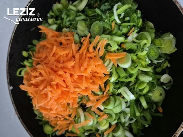 Pırasalı Tuzlu Kek Nasıl Yapılır