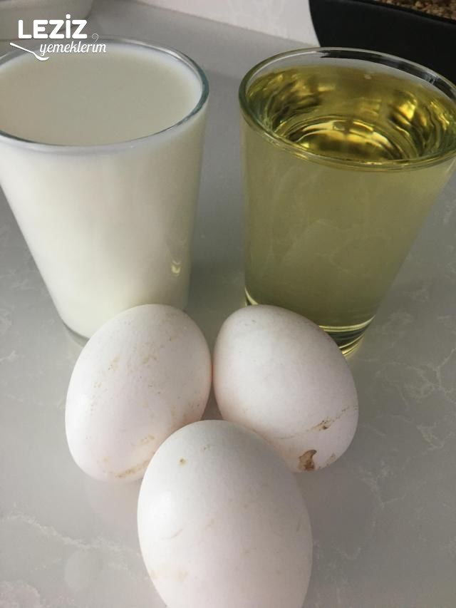 En Kolayından Ispanaklı Kıymalı Börek