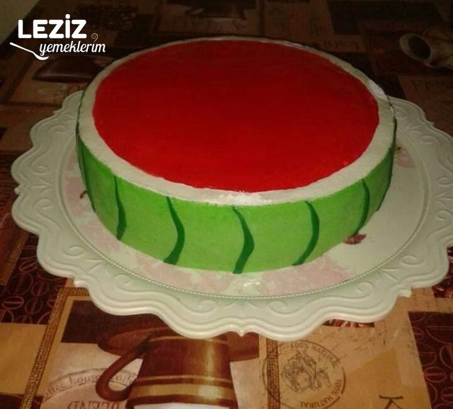 Karpuz Şeklinde Pasta