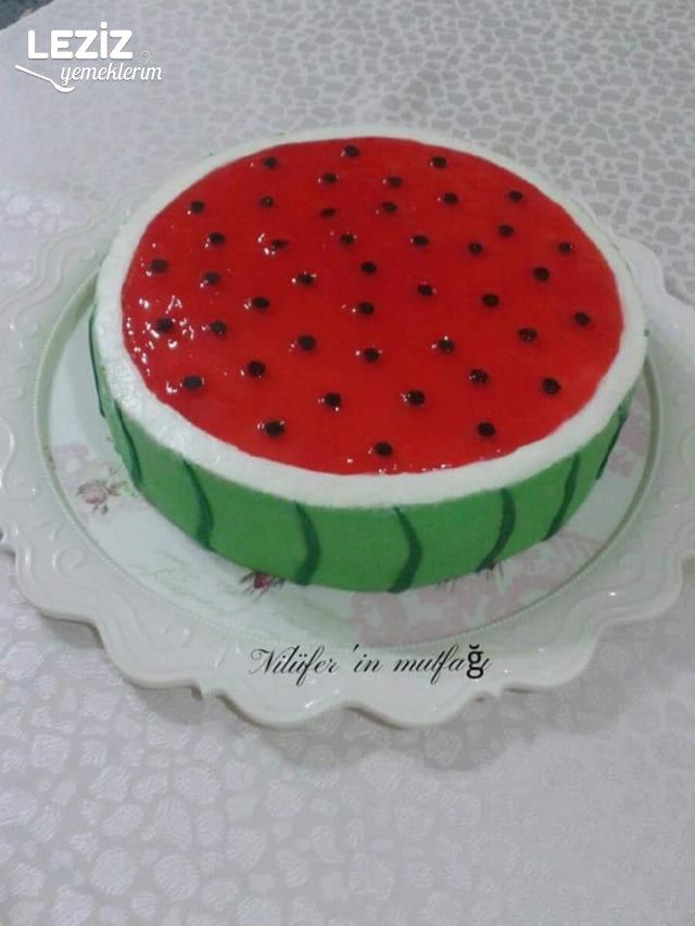 Karpuz Şeklinde Pasta