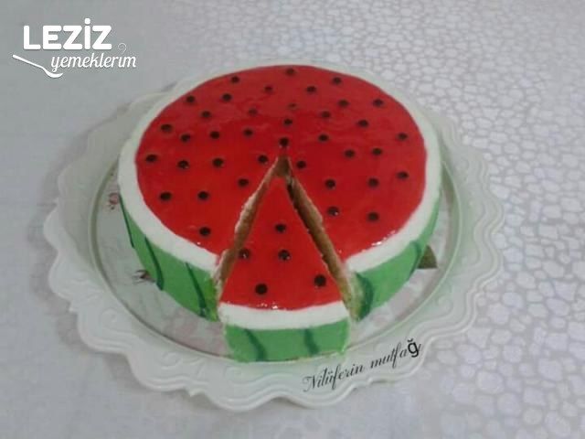Karpuz Şeklinde Pasta