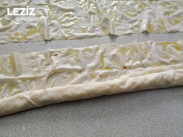 Tavada Peynrili Dolama Börek