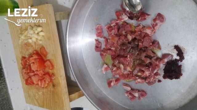 Fırında Etli Karnıbahar Yemeği (Sebze Yemeği Sevmeyenlere Özel)