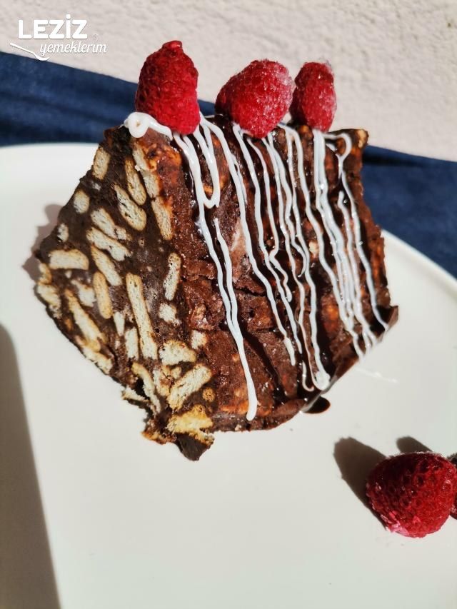 En Kolay Mozaik Pasta Tarifi