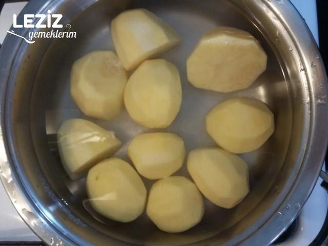 Üçgen Mantı Tarifi