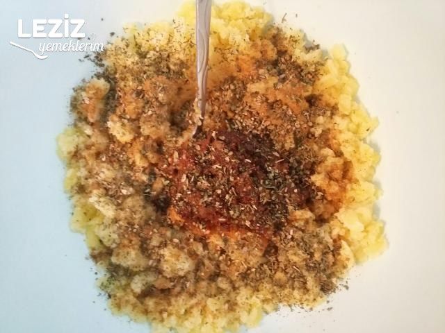 Üçgen Mantı Tarifi