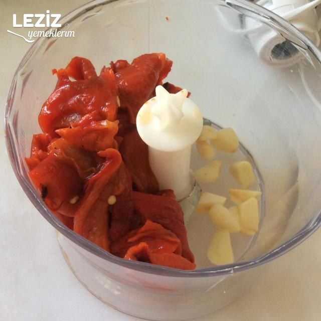 Kırmızı Biberli Tarator