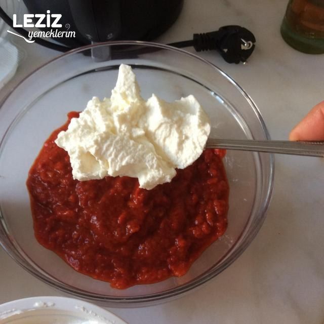 Kırmızı Biberli Tarator