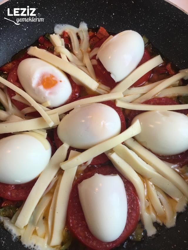 Sebzeli Yumurta Kapama