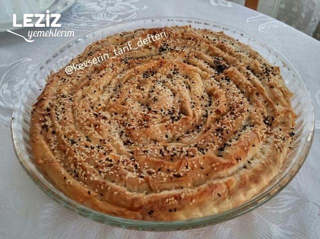 Kolay Peynirli Dolama Börek