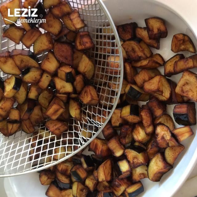 Soslu Patlıcan Biber Kızartma