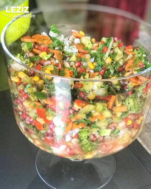 Enfes Kış Salatası