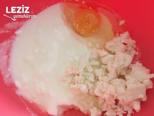 Beyaz Peynirli Pişi