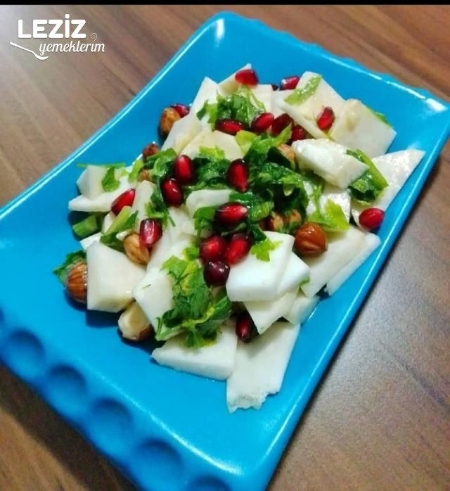Soslu Kereviz Salatası Tarifi