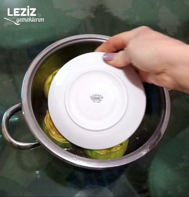 Zeytinyağlı Enginar Dolması