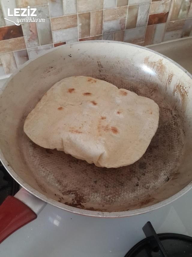 Mayalı Tava Lavaşı