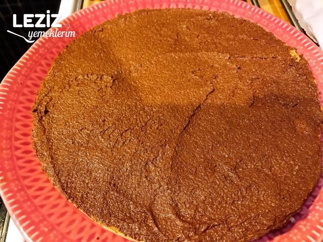 En Pratiğinden Yaş Pasta