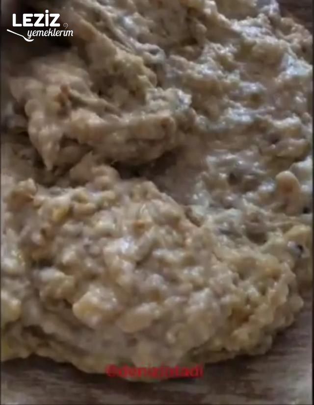 Közlenmiş Patlıcanlı Köfte