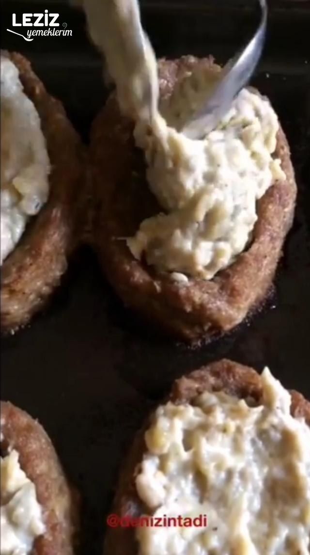 Közlenmiş Patlıcanlı Köfte