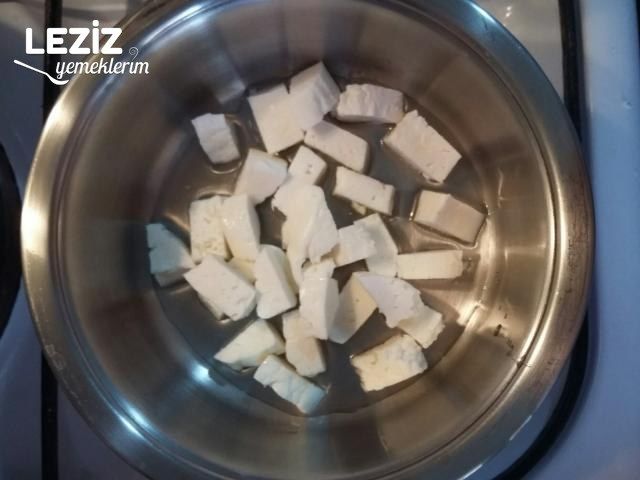 Hellim Peynirli Salata