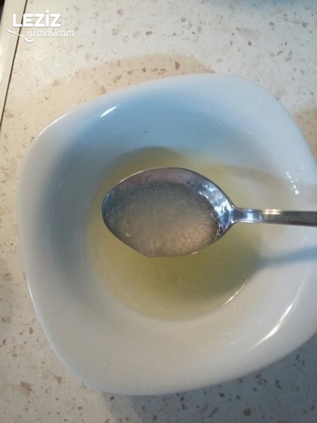 Hellim Peynirli Salata