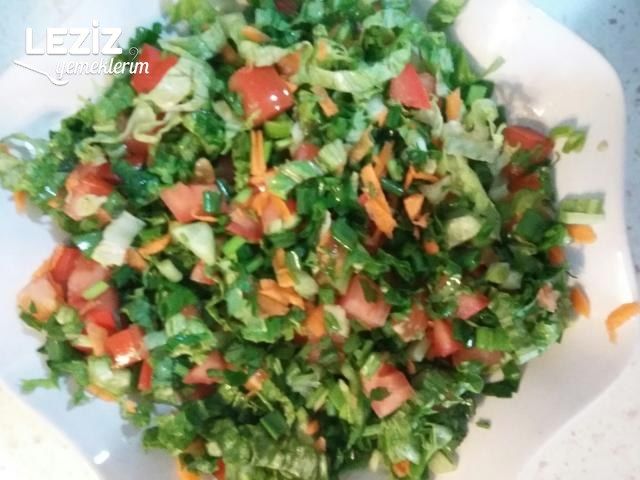 Hellim Peynirli Salata