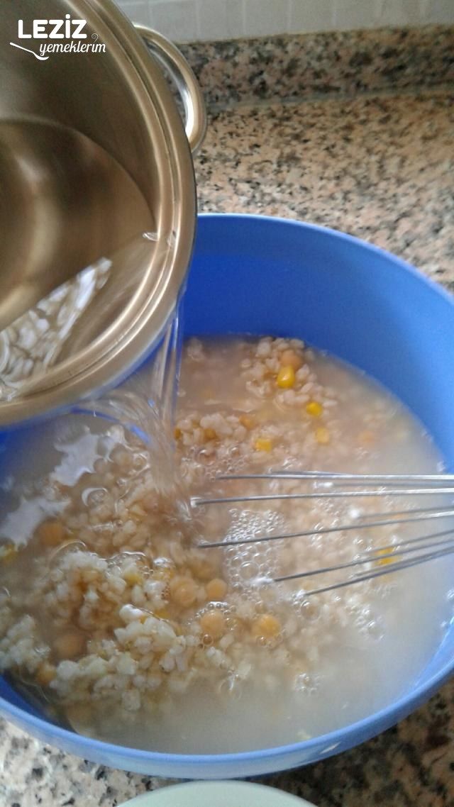 Soğuk Yoğurtlu Çorba