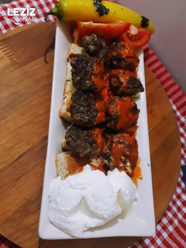 Bursa Pideli Köfte Tarifi