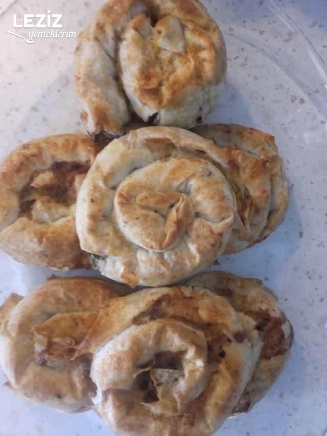 Sosyete Mantısı Tarifi (Aşama Fotoğraflı Anlatım)