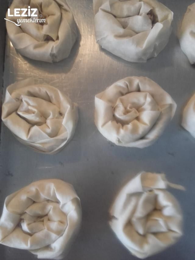 Sosyete Mantısı Tarifi (Aşama Fotoğraflı Anlatım)