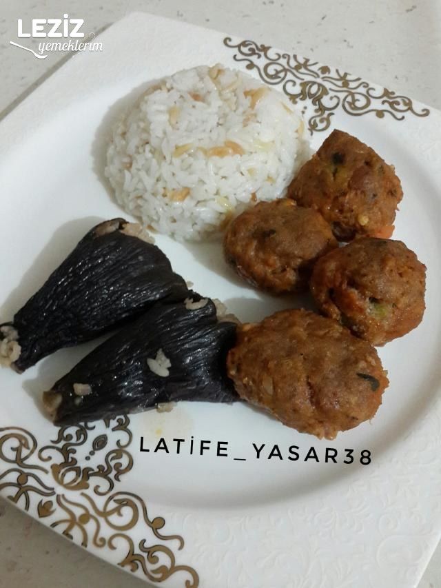 Sürprizli Garnitür Dolgulu İçli Köfte (Bulgursuz)