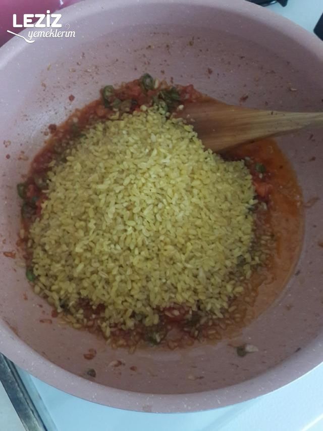 Nefis Sebzeli Bulgur Pilavı