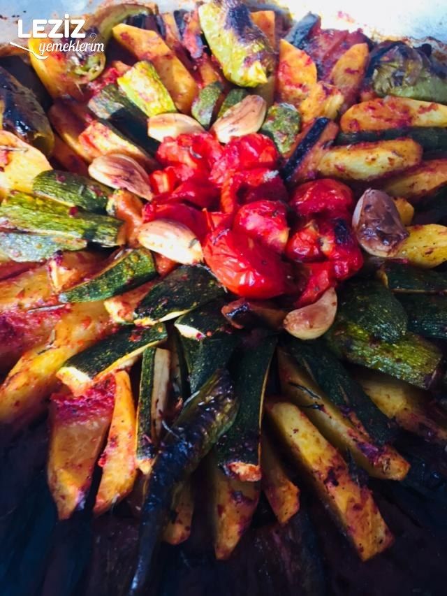 Fırında Karışık Sebze Kızartma