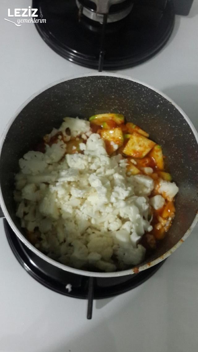 Pirinçli Sebze Türlüsü Çorbası