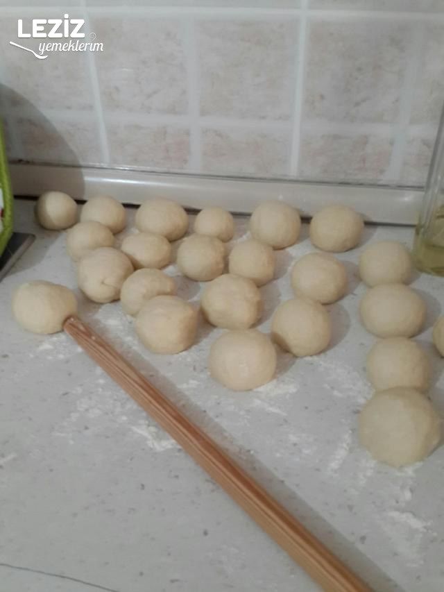 Kabartma Tozlu Pişi