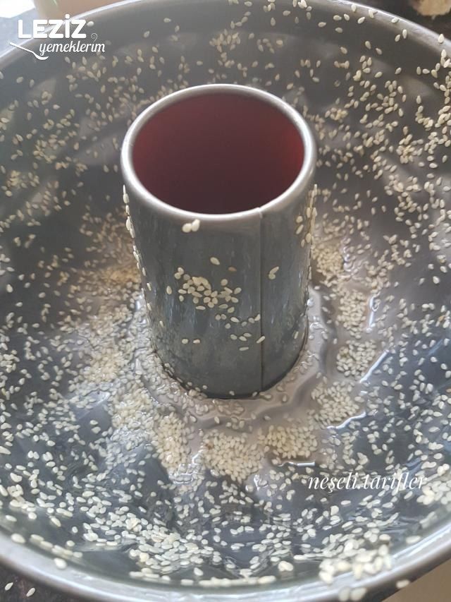 Susamlı Tahinli Kek Tarifi