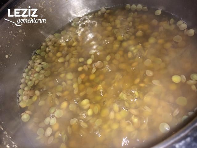 Kolay Yeşil Mercimekli Bulgur Pilavı