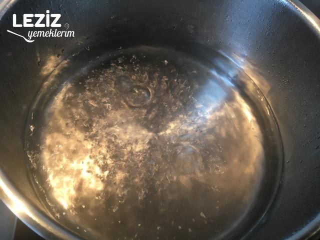 Kuru Patlıcan Ve Kuru Biber Dolması