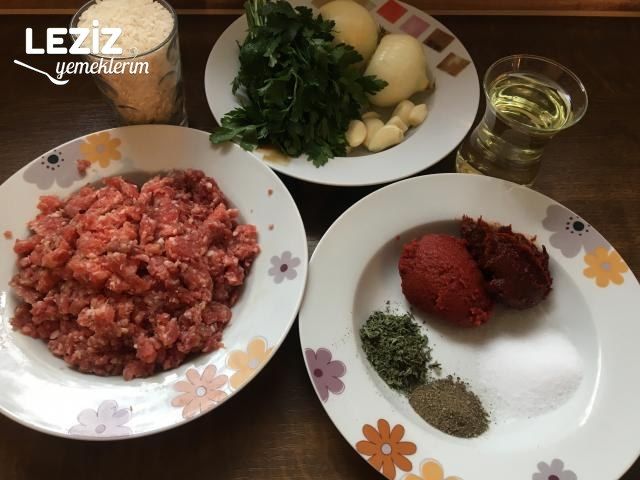 Kuru Patlıcan Ve Kuru Biber Dolması