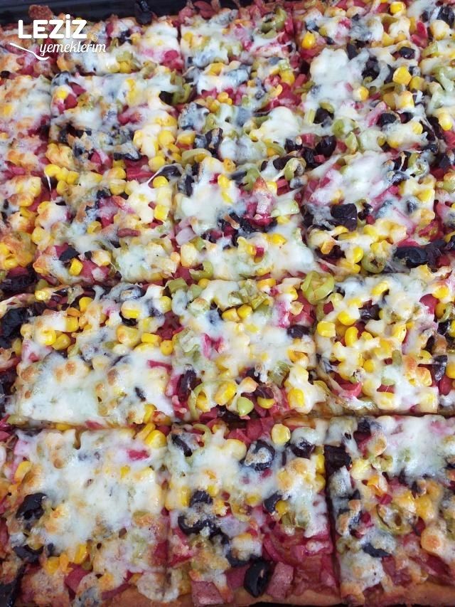 Enfes Tepsi Pizzası