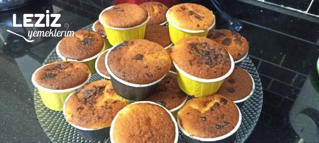 Muffin Kalıbında Karışık Çikolatali Kapkek Tarifi