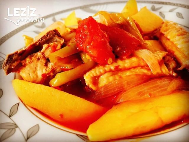 Tencerede Tavuklu Patates Tava Yemeği