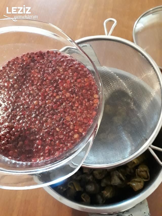 Zeytinyağlı Sarma (Resimli)