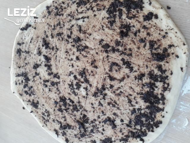 Zeytinli Rulo Poğaça