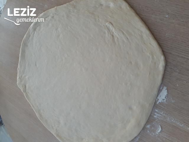 Zeytinli Rulo Poğaça