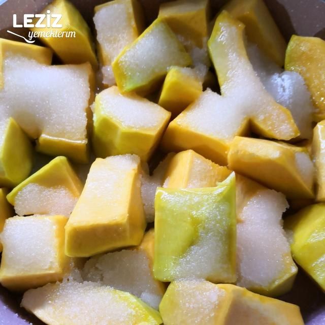 Fırında Kızartılmış Kabak Tatlısı