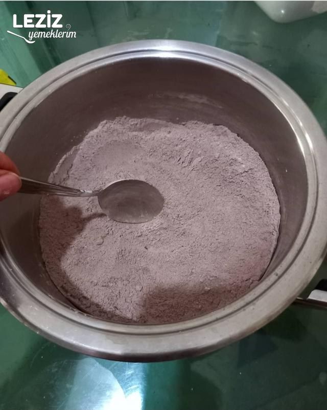 Kakaolu Çikolatalı Ev Yapımı Puding