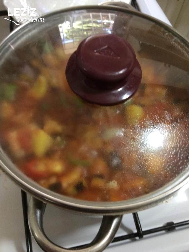 Zeytinyağlı Patatesli Patlıcan Yemeği